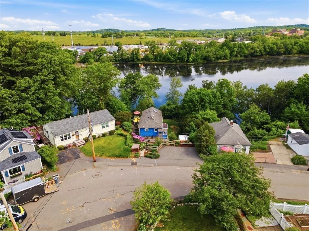 Photo of 225 Riverside Drive