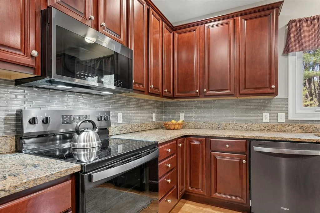 Photo of 320 Lincoln Circle