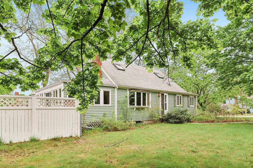 Photo of 24 Richard Dr