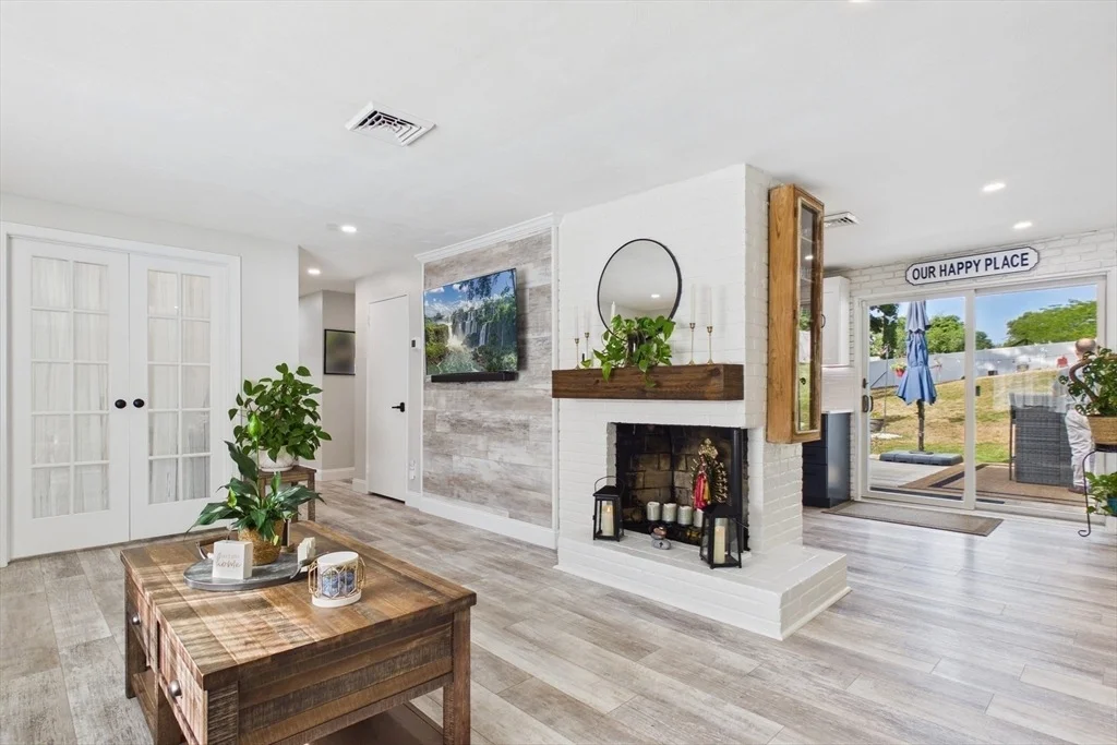 Photo of 67 Leigh St.