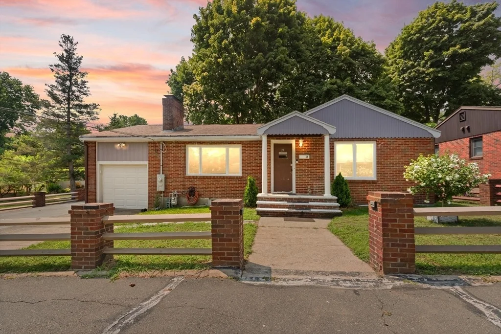 Photo of 24 Taylor Rd