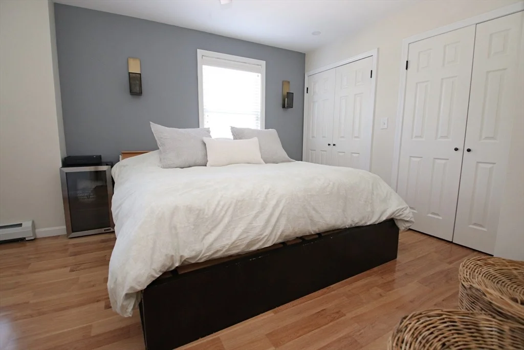 Photo of 27 Overlea Avenue