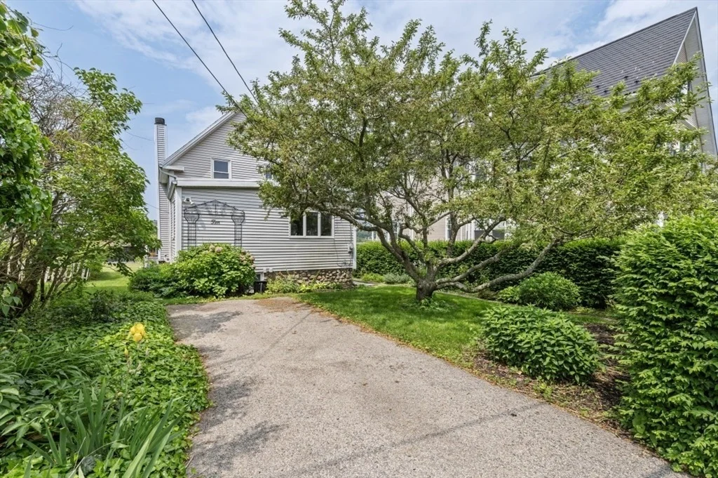Photo of 10 Perkins Rd