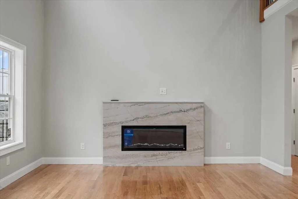 Photo of 241 Lake Ave