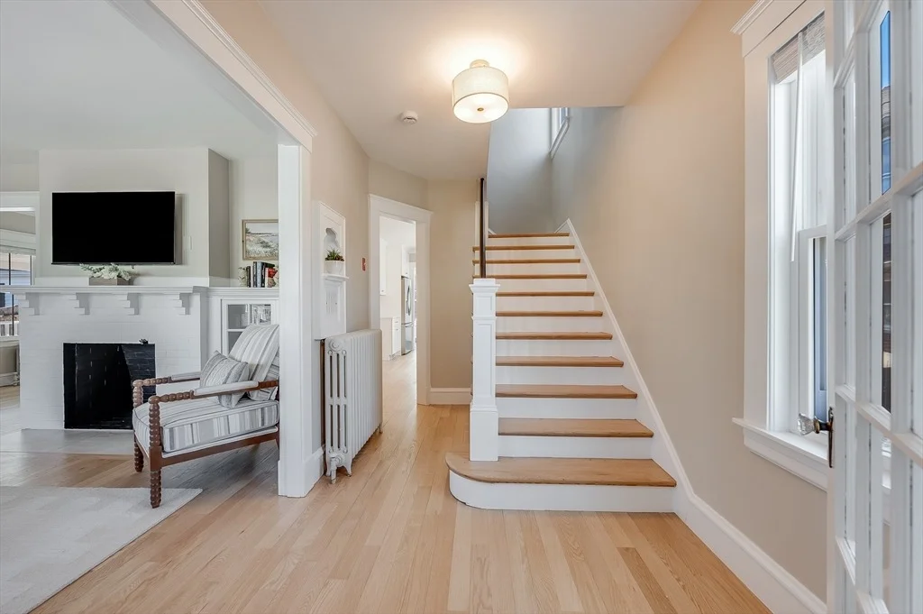 Photo of 8 Riverside Ave
