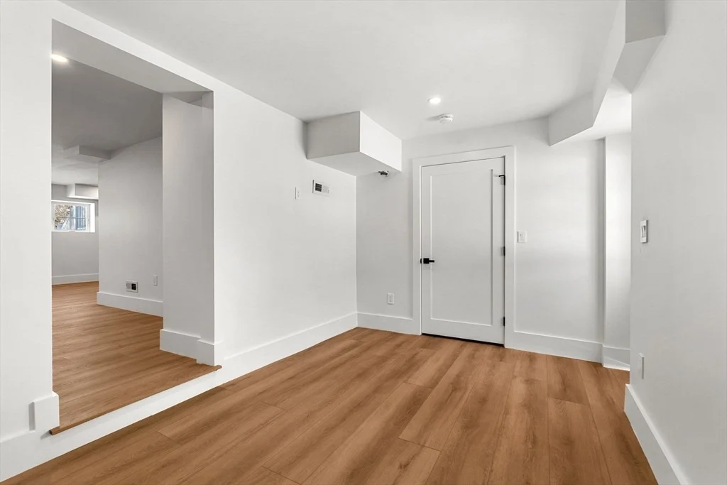 Photo of 23 Harvard Cir