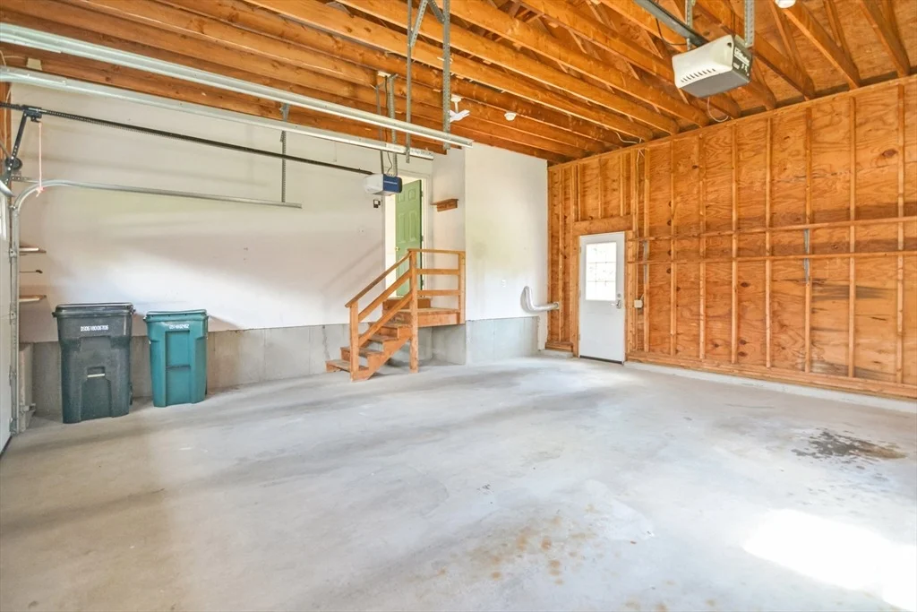 Photo of 34 Laura Ln