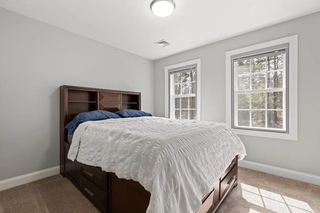 Photo of 526 Hubbardston Rd