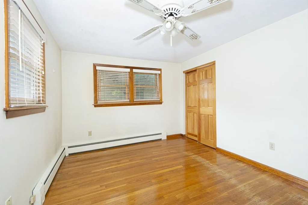 Photo of 463 Farm Rd