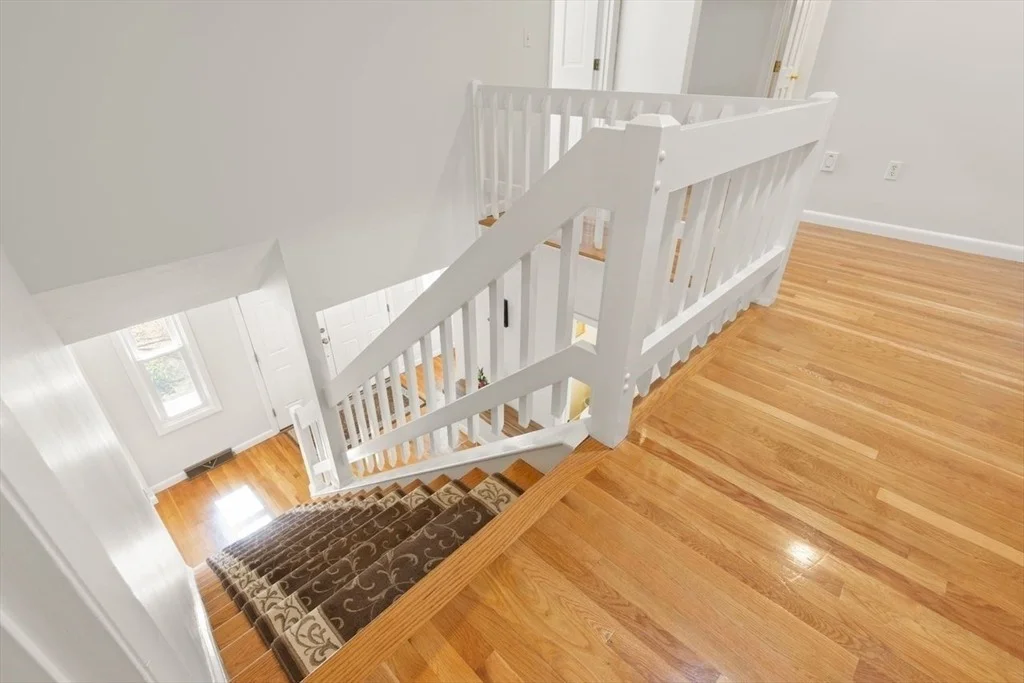 Photo of 17 Niantic Rd