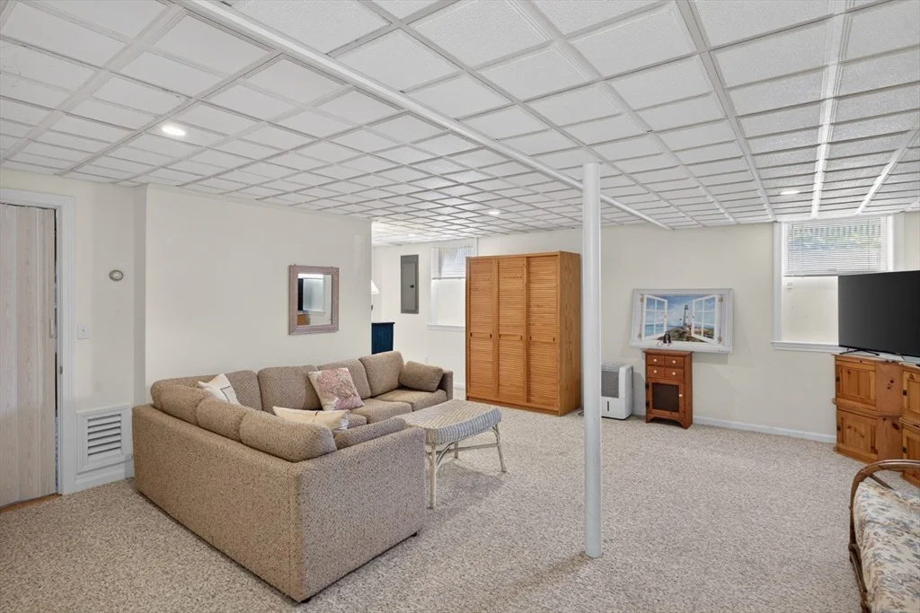 Photo of 52 Circuit Ave