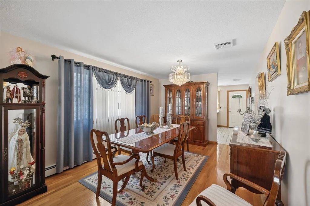 Photo of 1200 Bay St