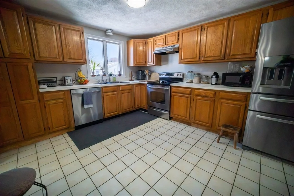 Photo of 12 Stewart Ln