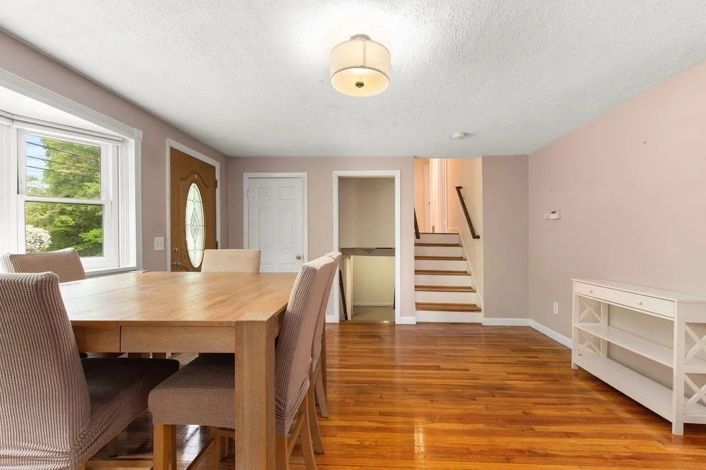 Photo of 186 Pleasant St
