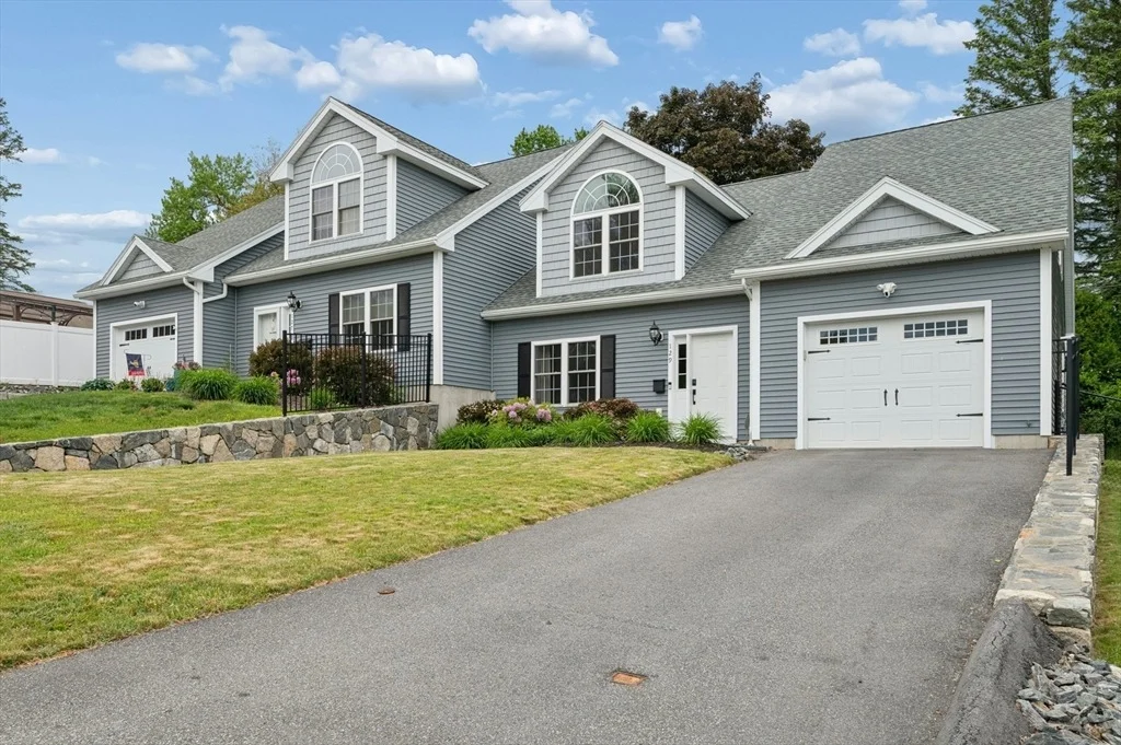 Photo of 129 Derby St