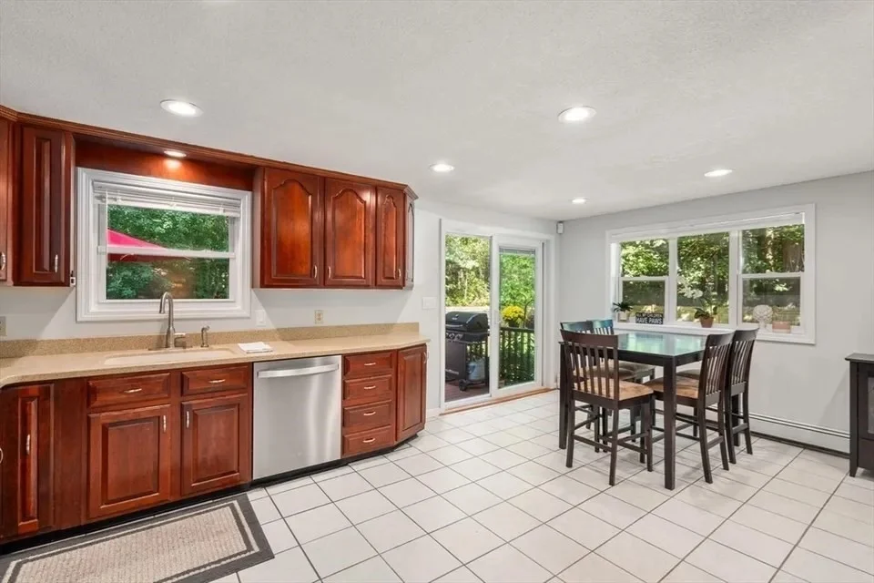 Photo of 75 Westview Street