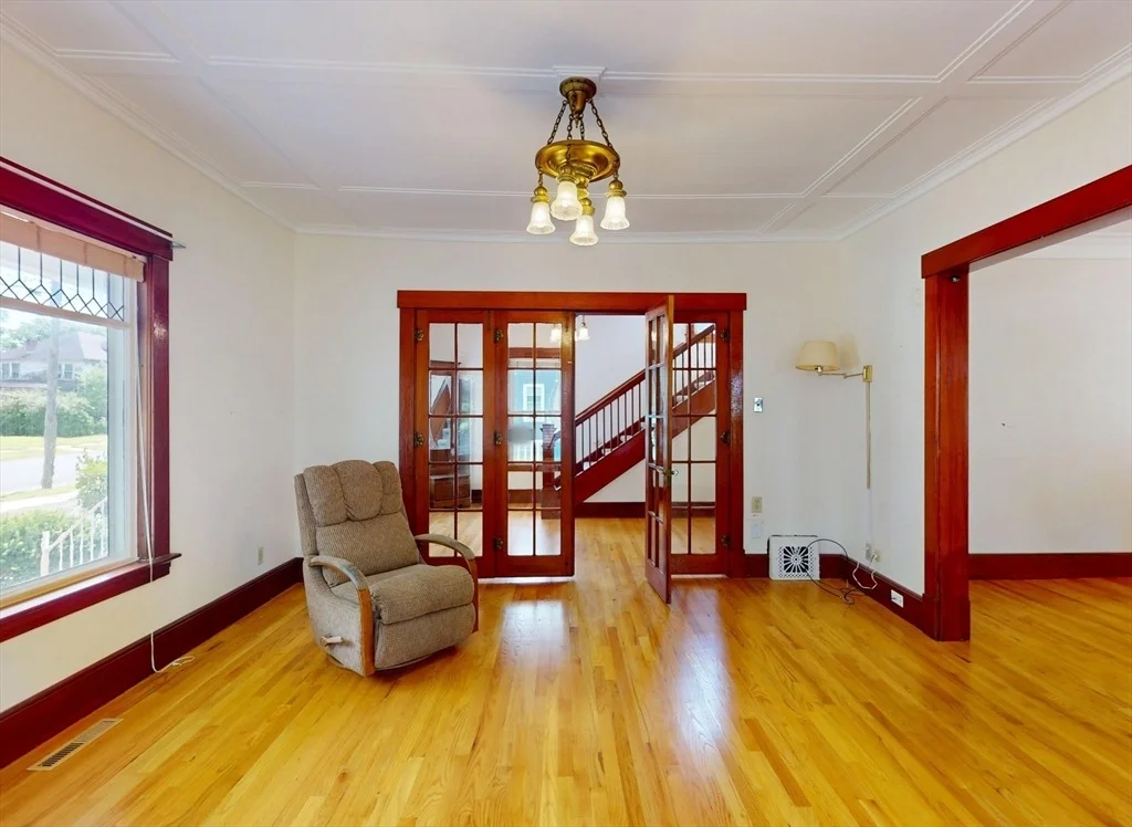 Photo of 4 Davis St