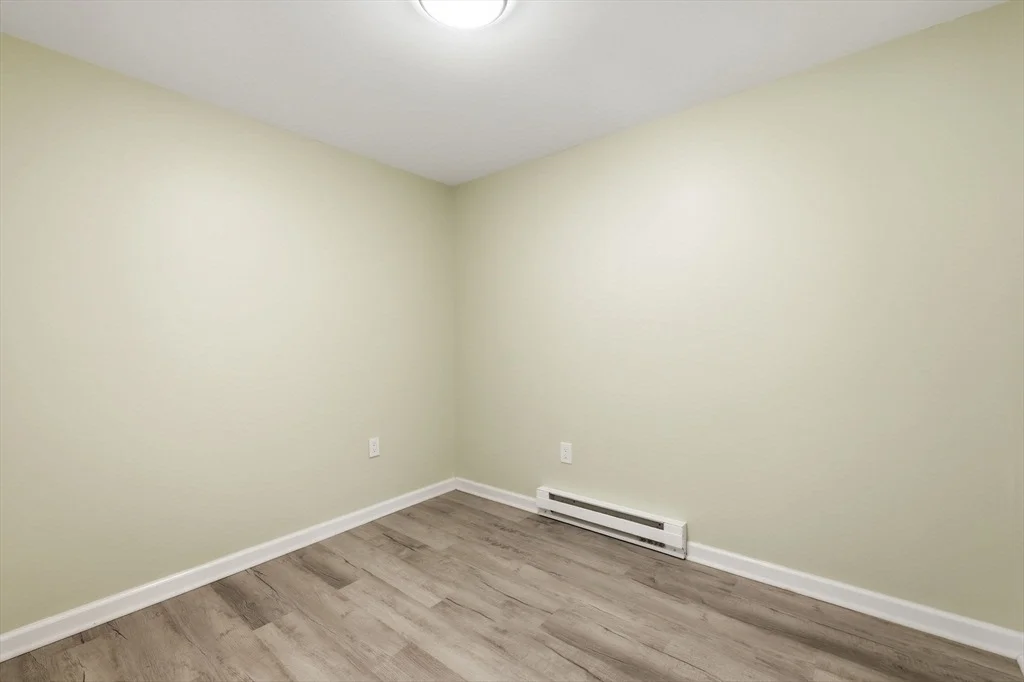 Photo of 18 Fuller Ave