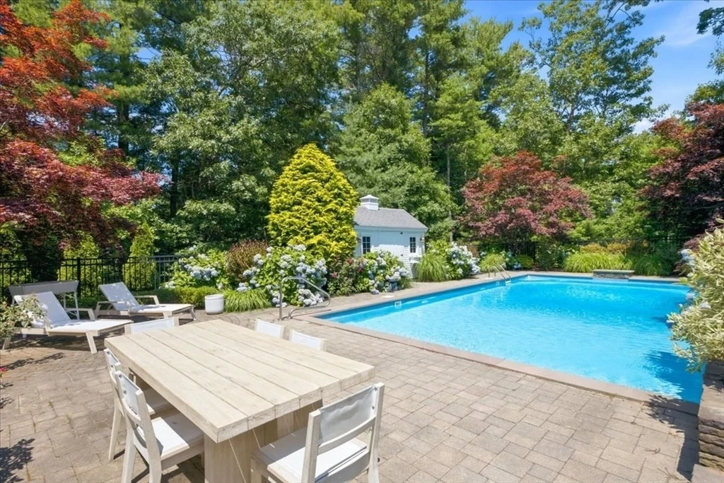 Photo of 37 Fox Den Rd