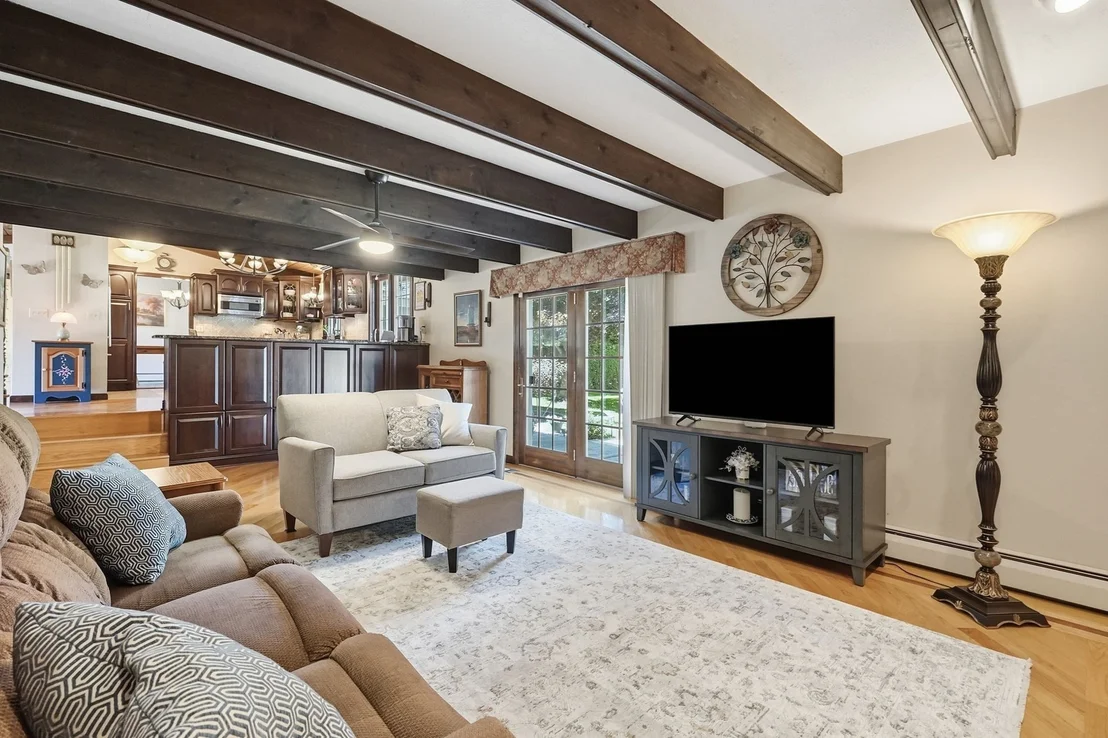 Photo of 105 Higher Brook Dr