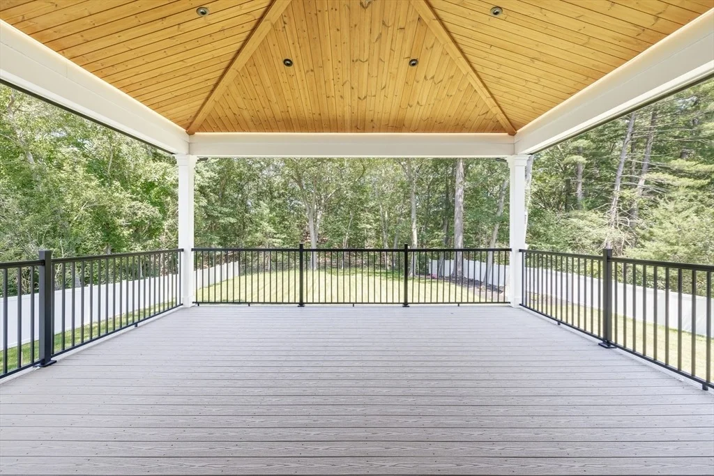 Photo of 108 Woodbine Circle