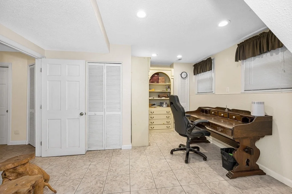 Photo of 454 Dunstable Road