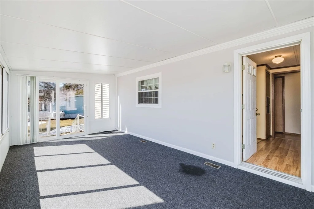 Photo of 4 Emerald Pl