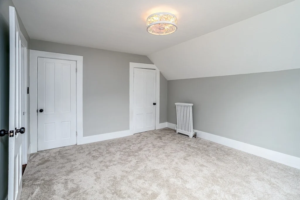 Photo of 353 Front St