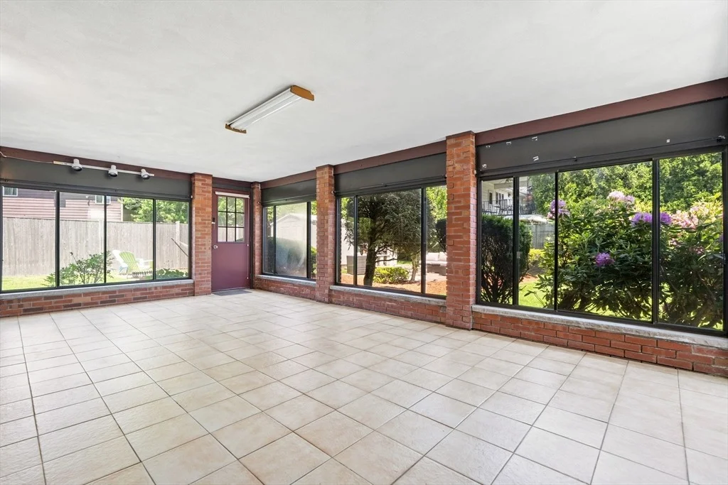 Photo of 11 Sparhawk Cir