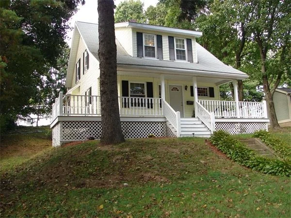 Photo of 6 Walnut