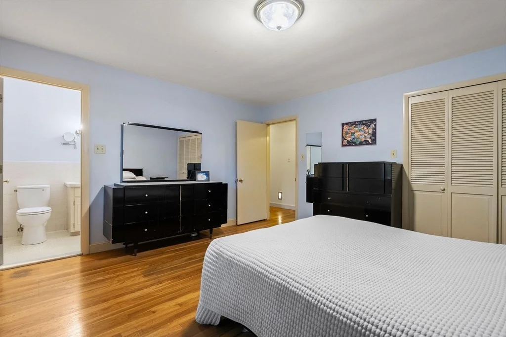 Photo of 39 Walsh Ave
