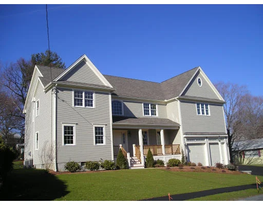 Photo of 93 Peacedale Rd