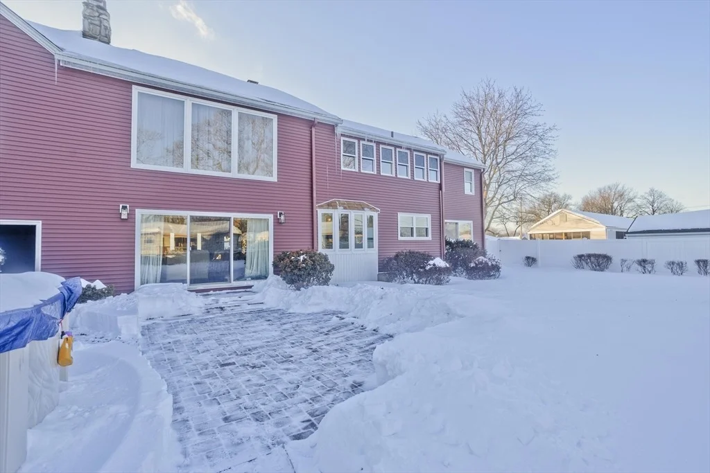 Photo of 119 Oakridge St.