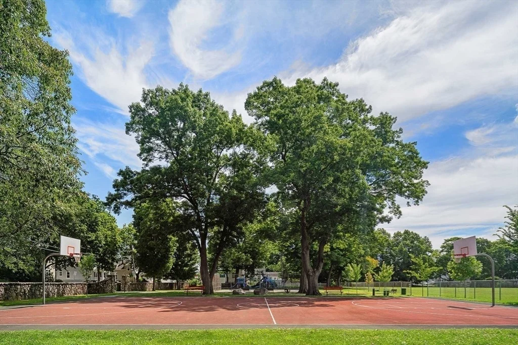 Photo of 42 Riverside Dr.