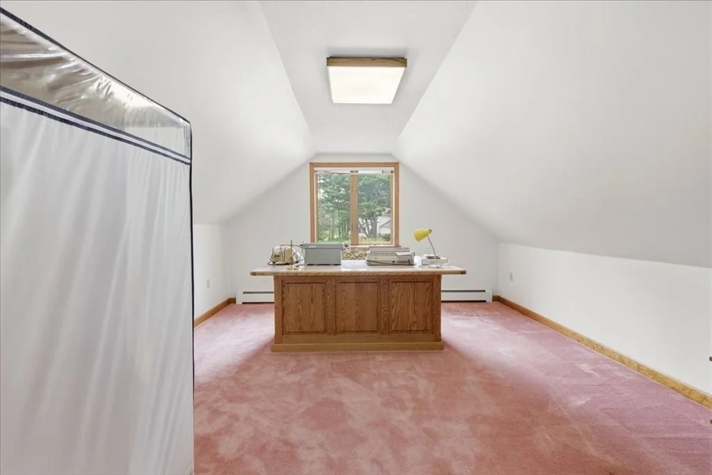 Photo of 6 Hoover Rd