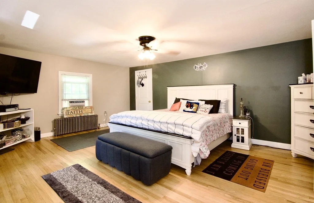 Photo of 55 Bridle Path Rd