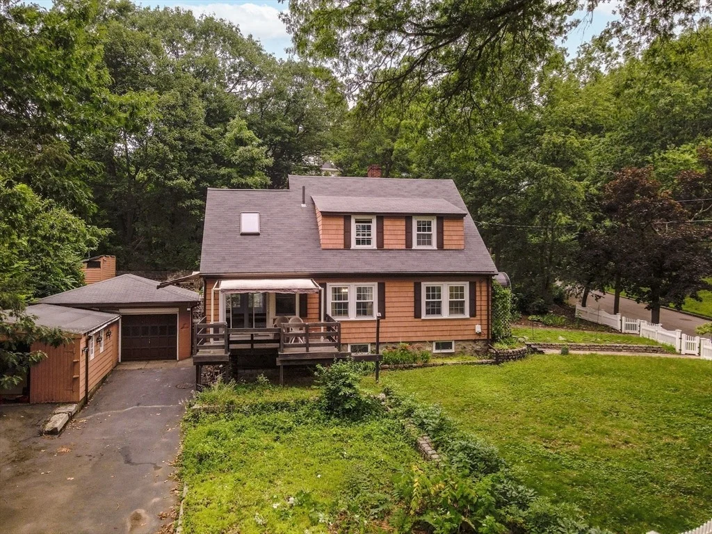 Photo of 160 Forest St