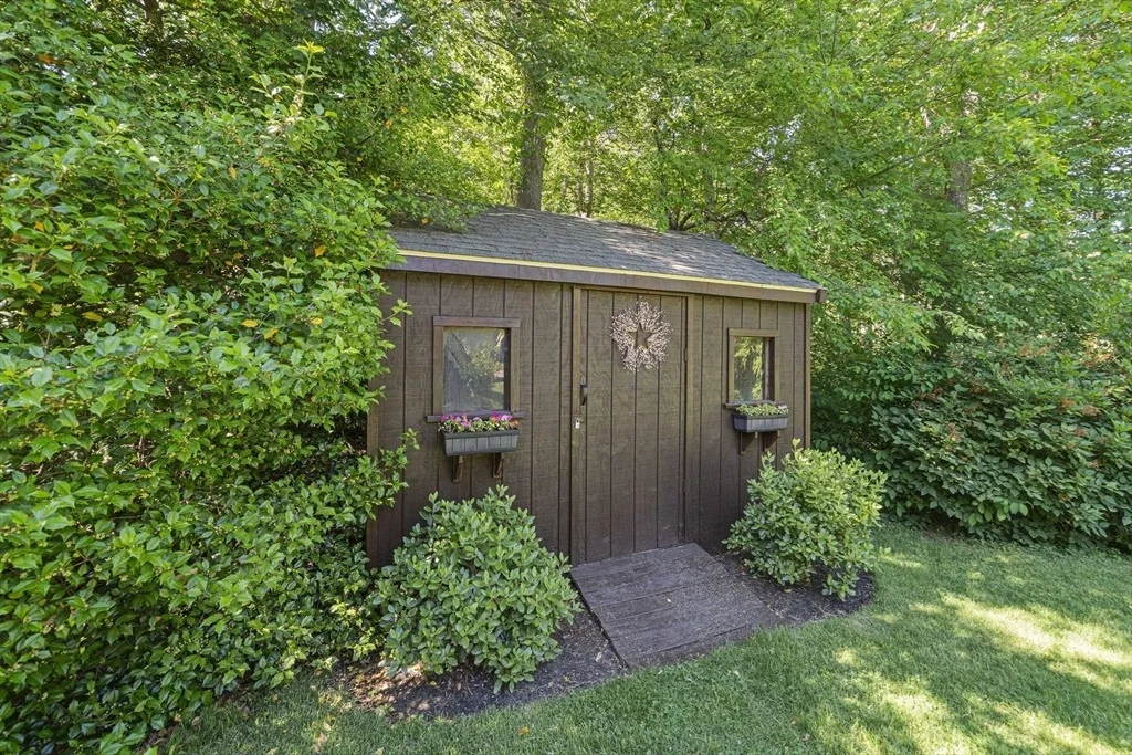 Photo of 1 Carpenter Ln