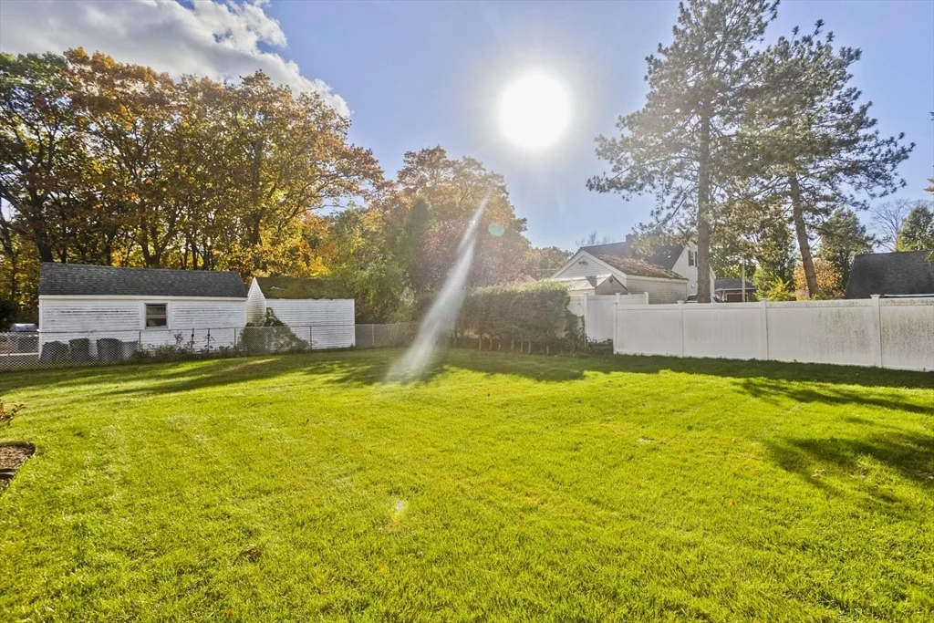Photo of 68 7th Ave