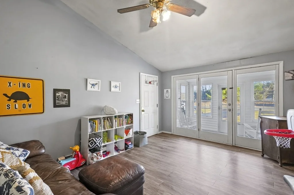 Photo of 430 Wheelwright Road
