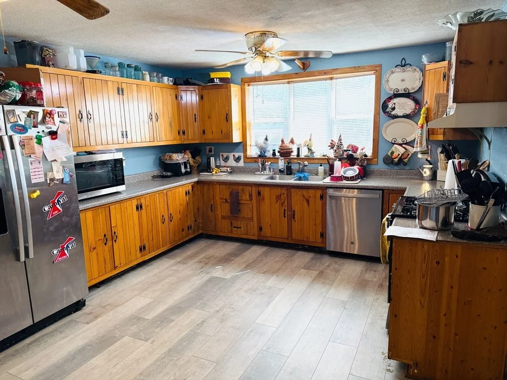 Photo of 27 Warwick Ave
