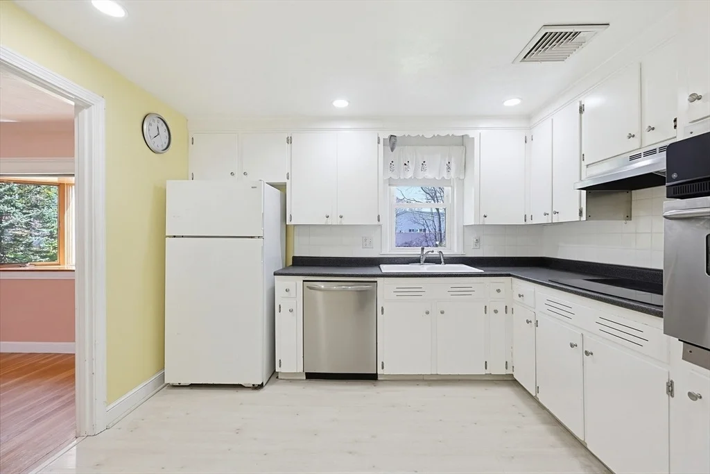 Photo of 48 Irving Drive
