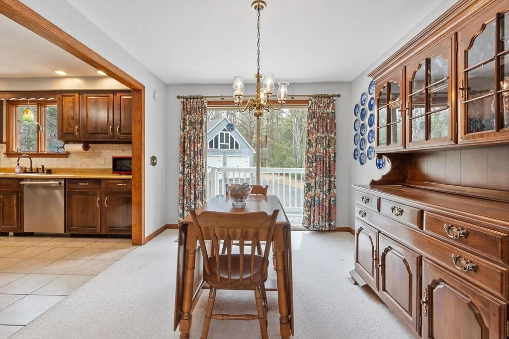 Photo of 305 Benjamin St