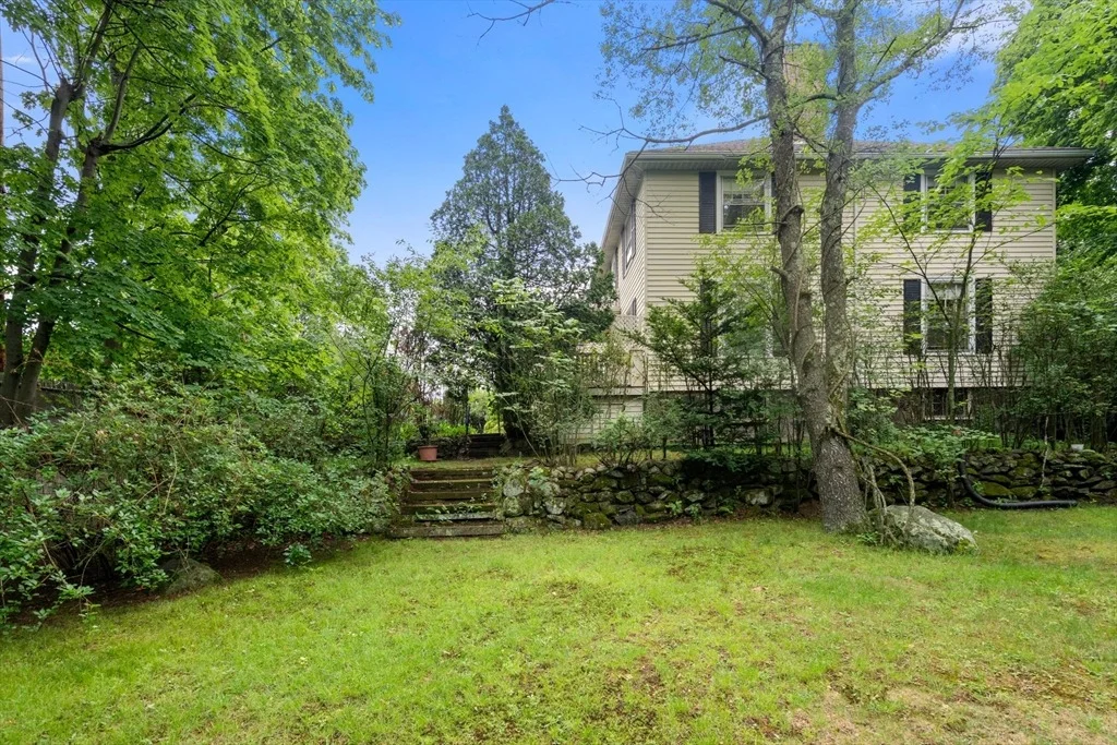 Photo of 7 Park Cir