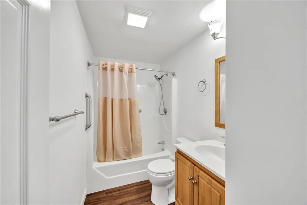 Photo of 16 Mockingbird Ln