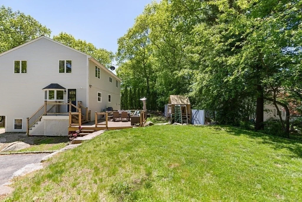 Photo of 71 Hesperus Ave