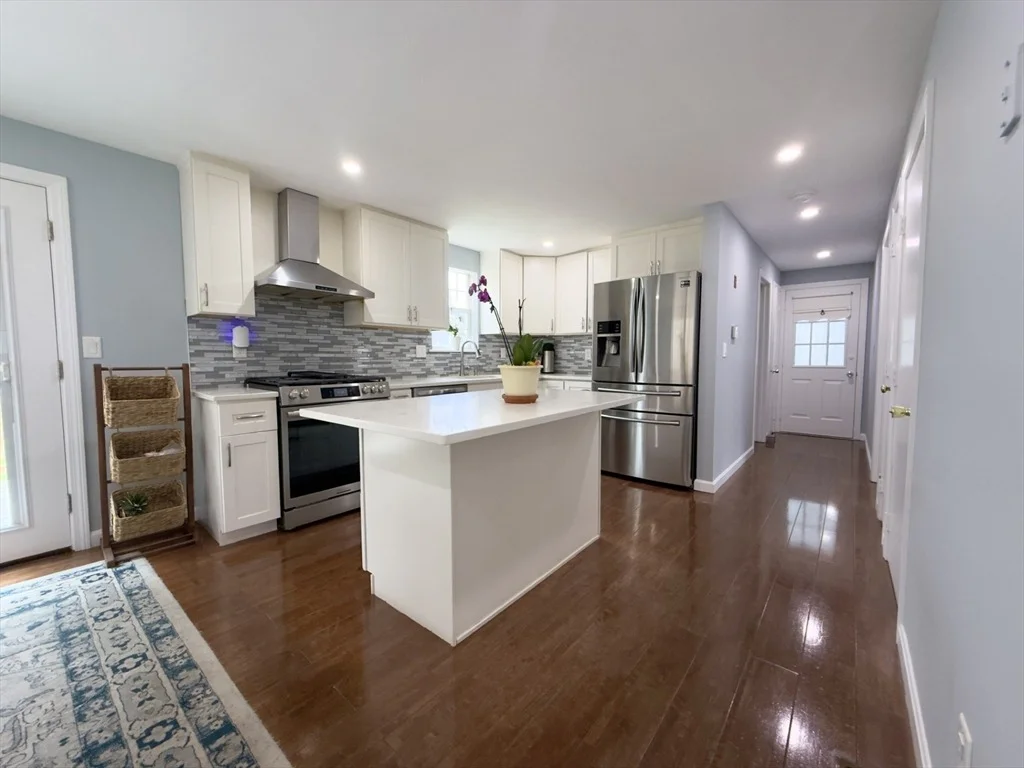 Photo of 184 Whitehall Way