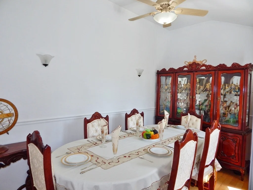 Photo of 170 Carey Cir