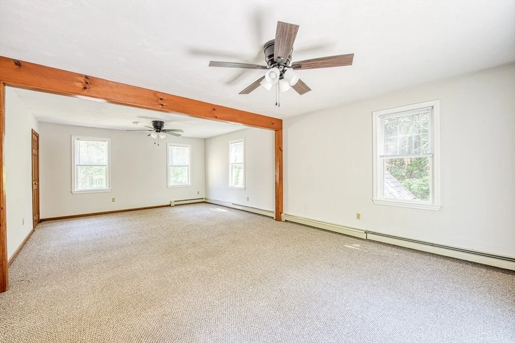 Photo of 6 Daniel Dr