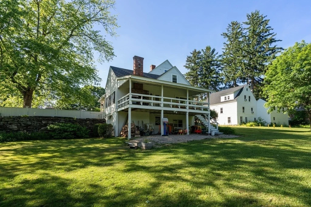 Photo of 339 Boston Rd